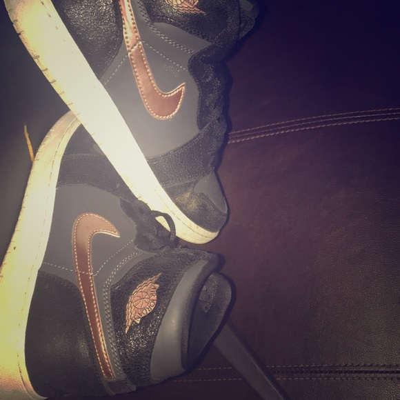 black rose gold sneakers